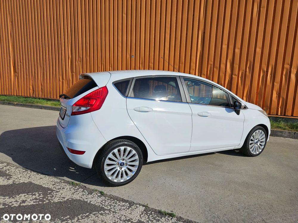 Ford Fiesta 1.6 Ti-VCT Titanium - 5