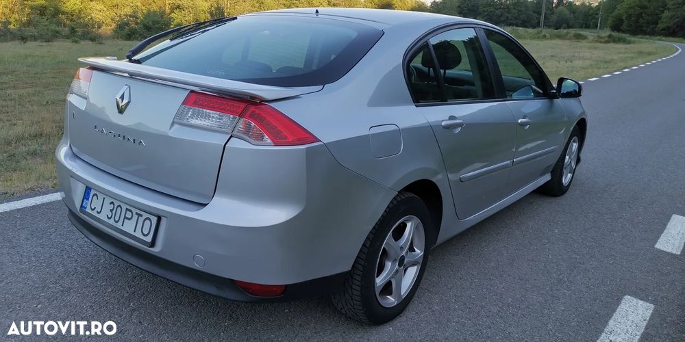 Renault Laguna - 4