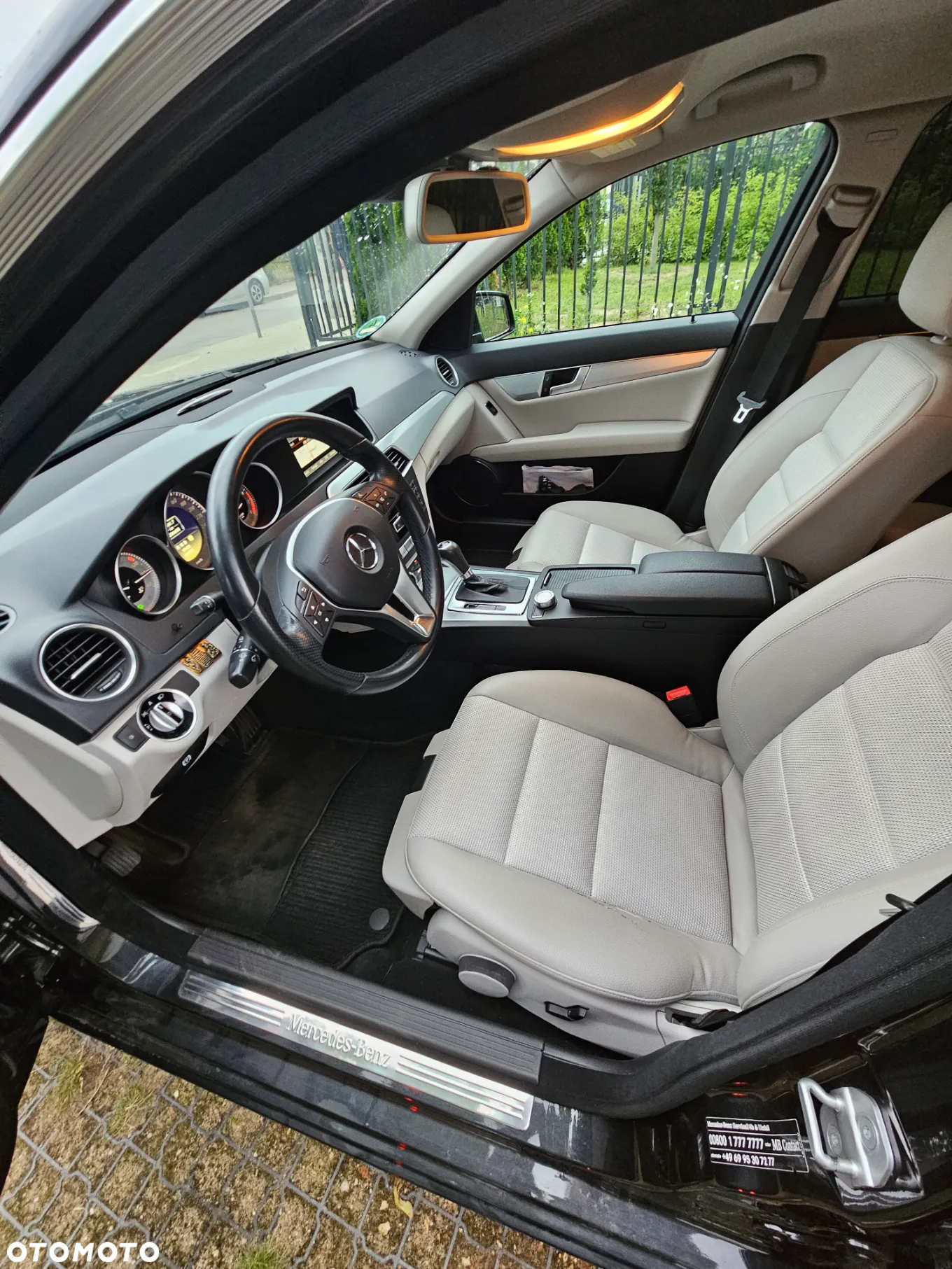 Mercedes-Benz Klasa C 180 BlueEFFICIENCY 7G-TRONIC Avantgarde - 15