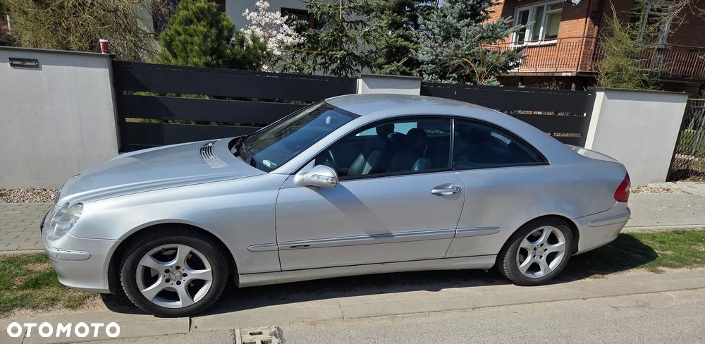 Mercedes-Benz CLK - 17