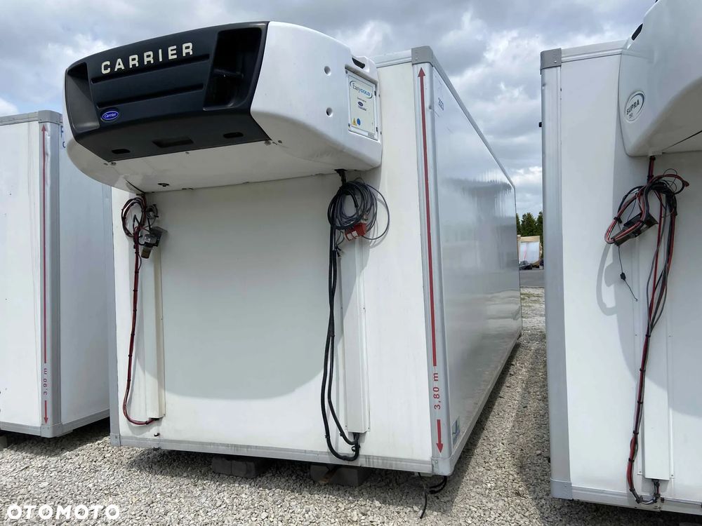 ZABUDOWA KONTENER CHŁODNIA IZOTERMA LECAPITAINE CARRIER SUPRA 950 MT
