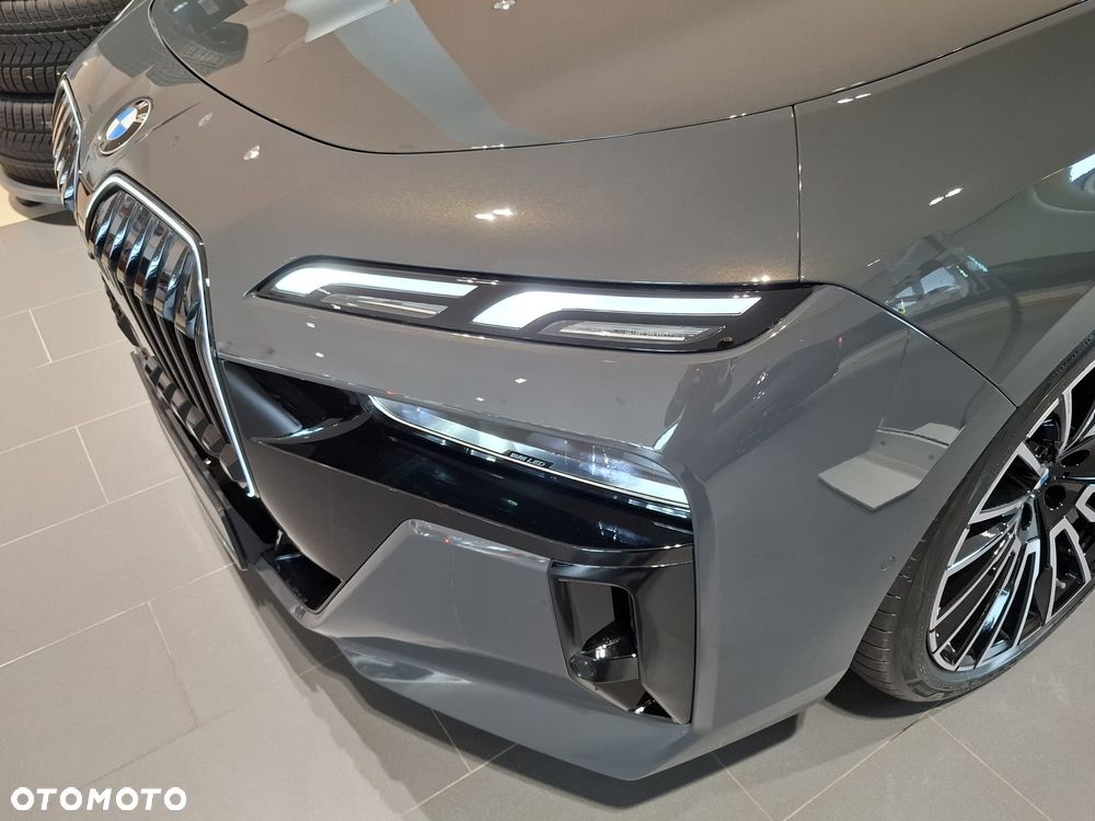 BMW Seria 7 740d xDrive mHEV M Sport sport - 4