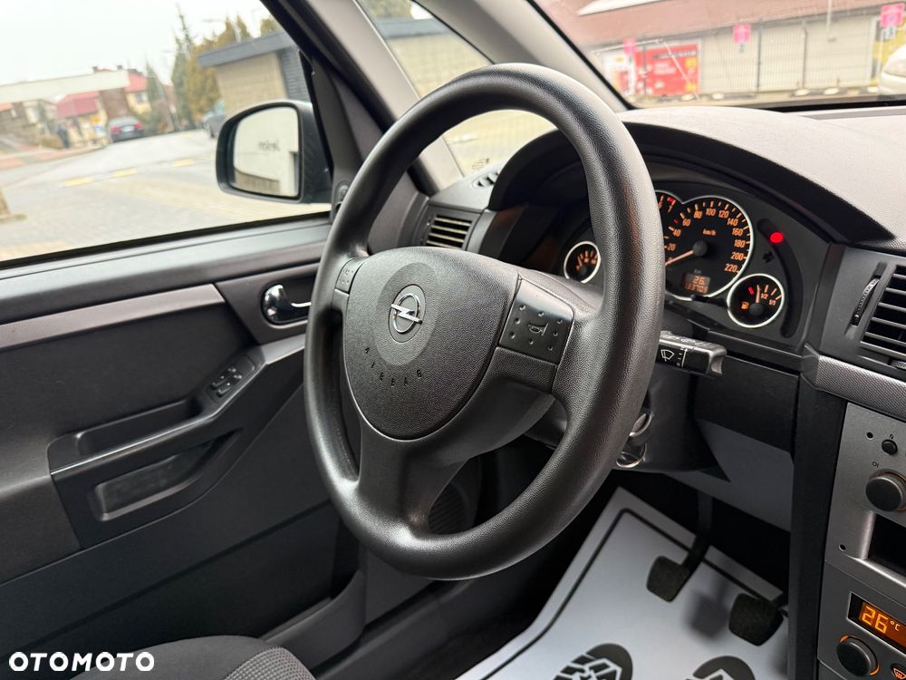 Opel Meriva 1.6 (Essentia) - 18