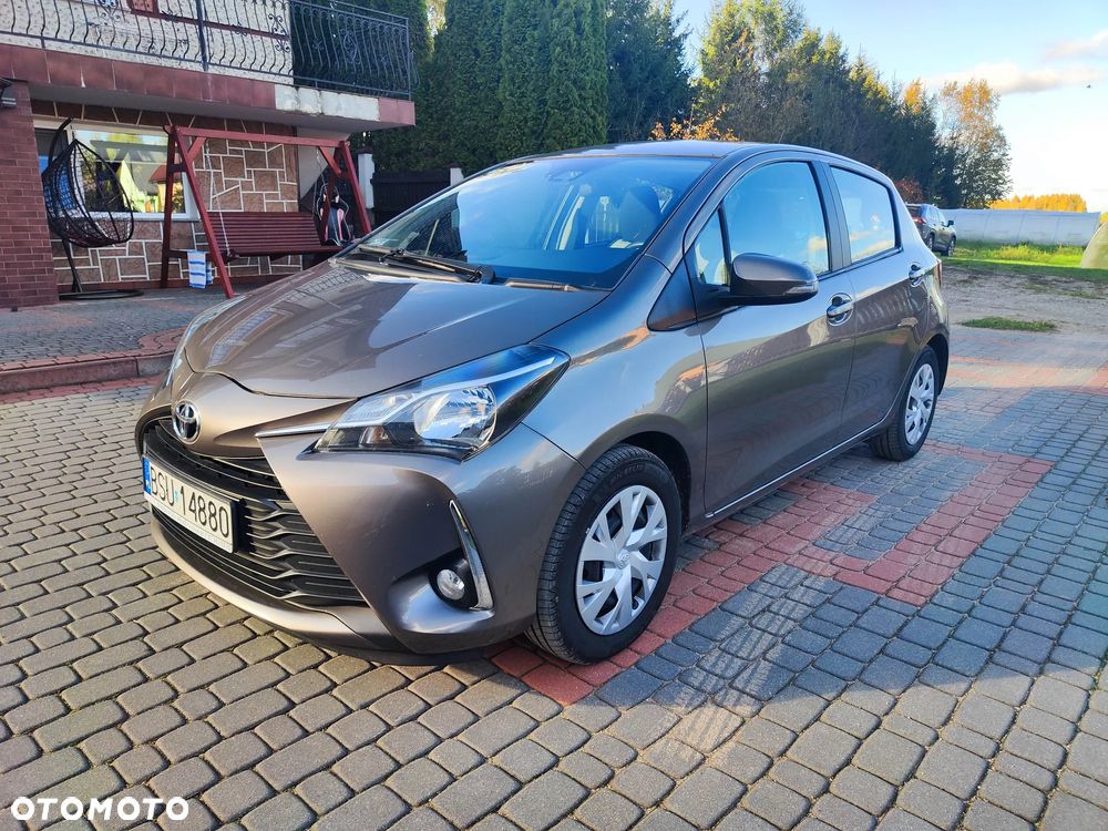 Toyota Yaris 1.5 Premium - 1