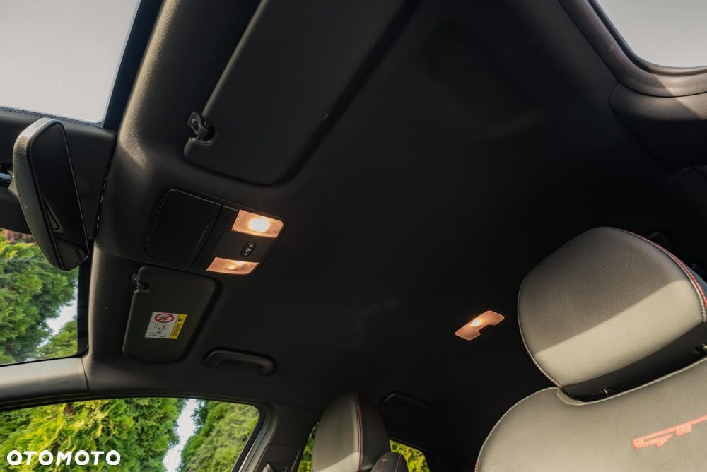 Kia ProCeed 1.6 T-GDI GT DCT - 33