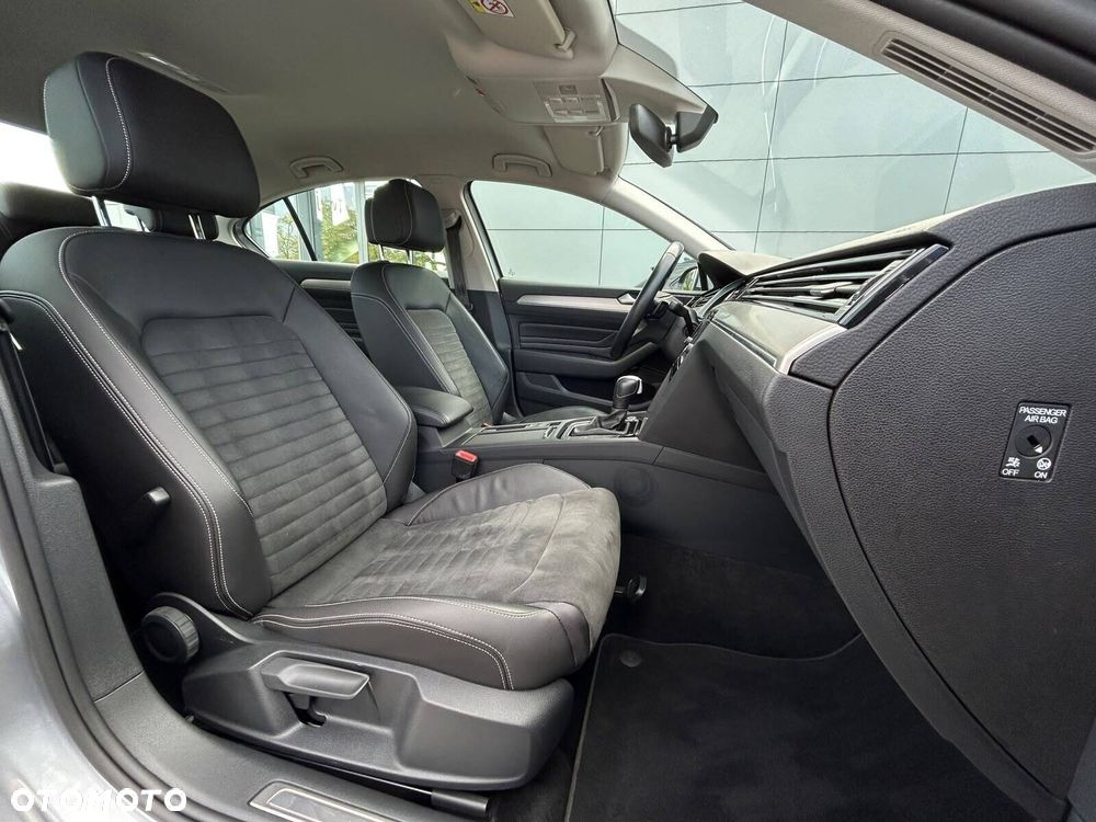Volkswagen Passat 1.5 TSI EVO Elegance DSG - 18