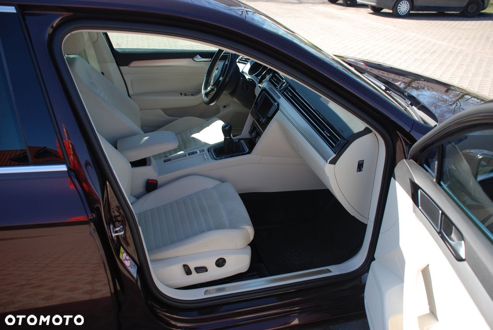 Volkswagen Passat 2.0 TDI BMT Highline - 13