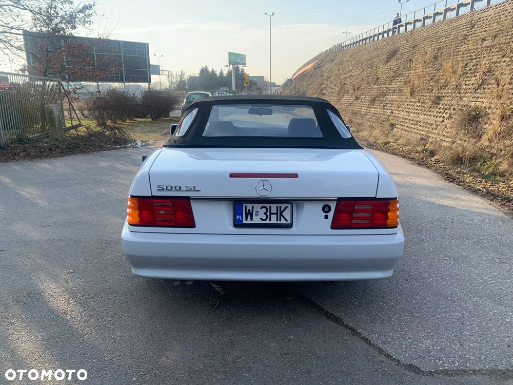 Mercedes-Benz SL - 21