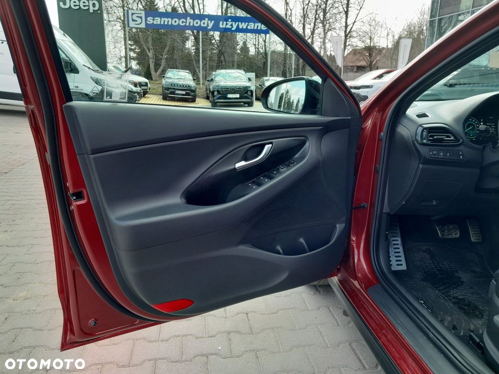 Hyundai i30 1.5 T-GDI 48V Modern DCT - 14