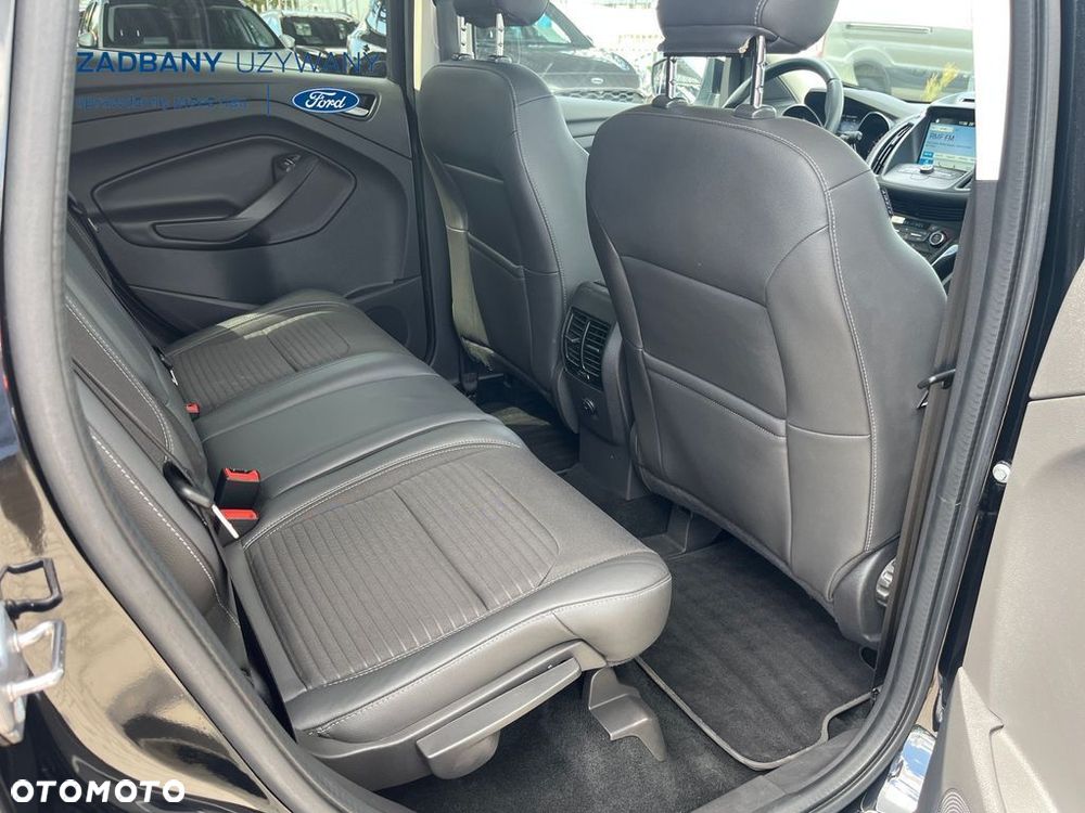 Ford Kuga 2.0 TDCi AWD Titanium - 25