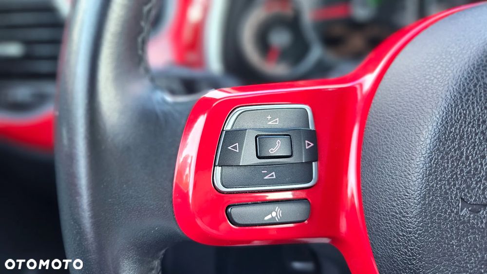 Volkswagen Beetle - 24