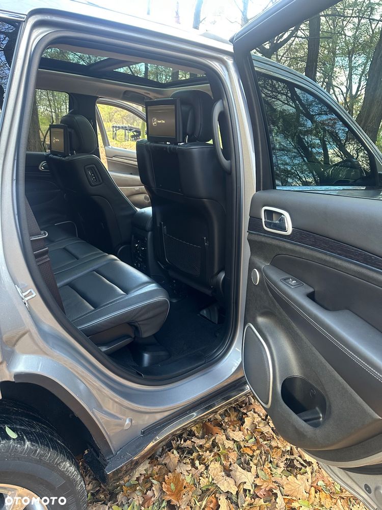 Jeep Grand Cherokee 5.7 V8 HEMI Summit - 35