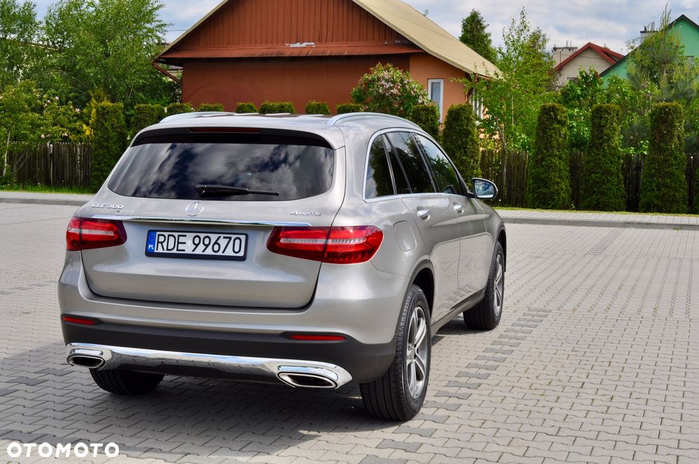 Mercedes-Benz GLC 300 4-Matic - 6