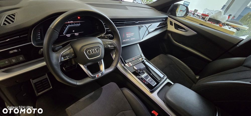 Audi SQ8 - 17