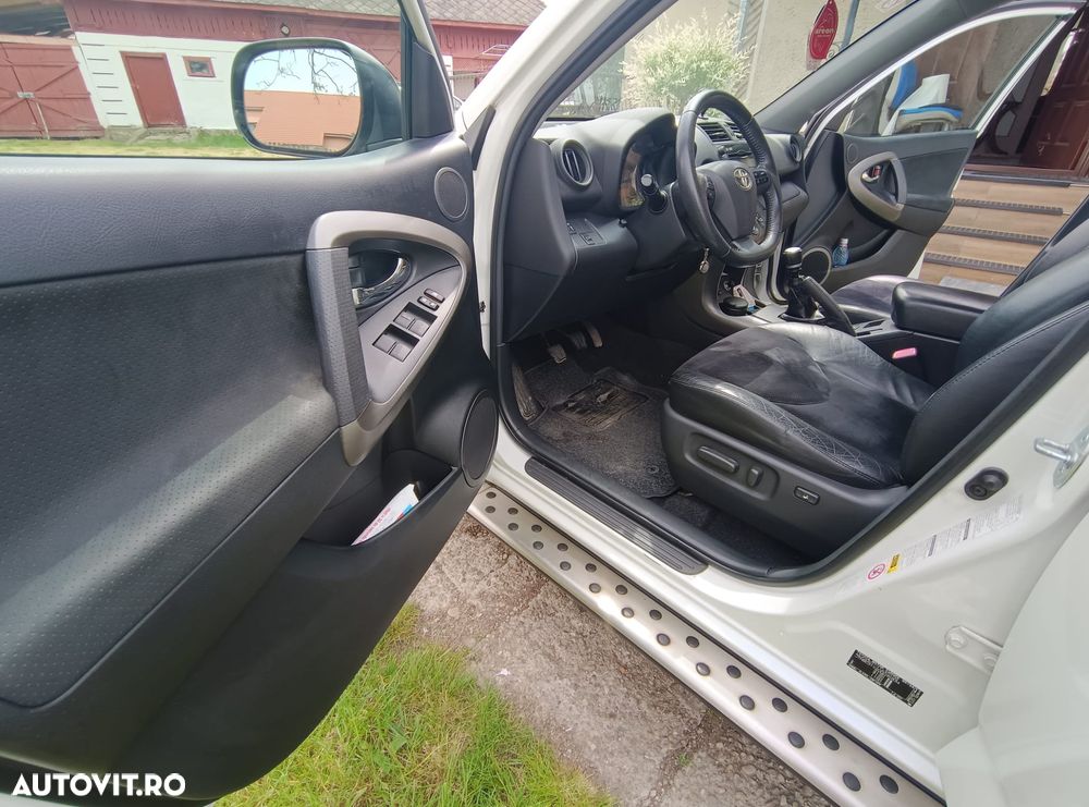 Toyota RAV4 2.2 D-CAT 4x4 Travel - 15