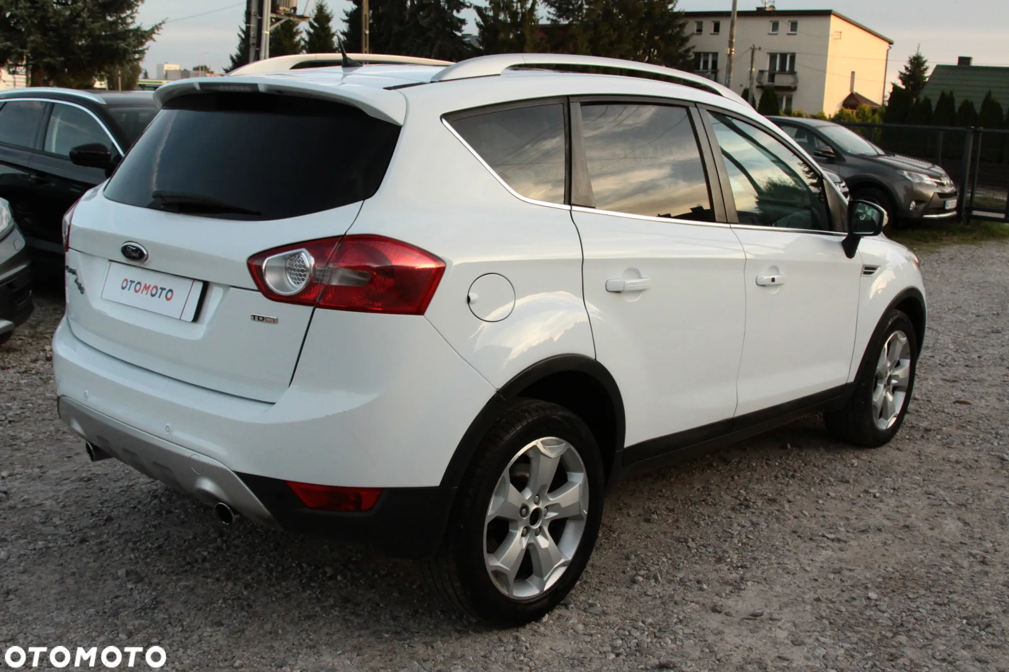 Ford Kuga 2.0 TDCi 4x4 Titanium - 13