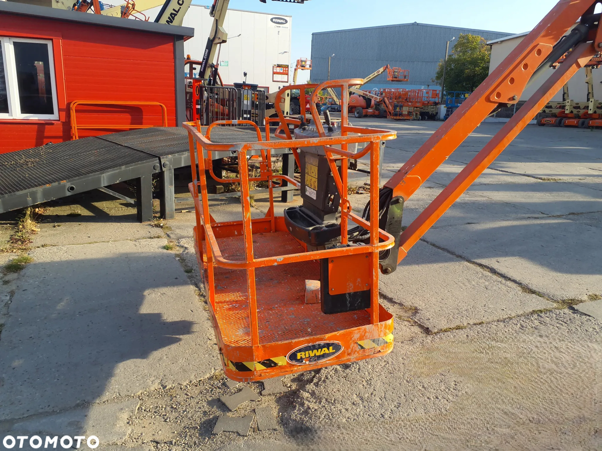 JLG 1200SJP - 7