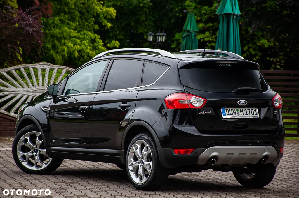 Ford Kuga 2.0 TDCi 4WD Titanium Plus - 39