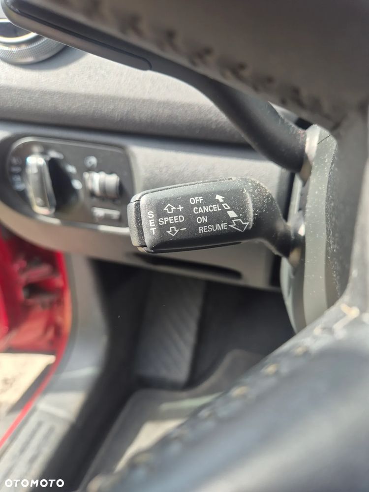 Audi A3 Sportback 1.4 TFSI S tronic Ambiente - 14