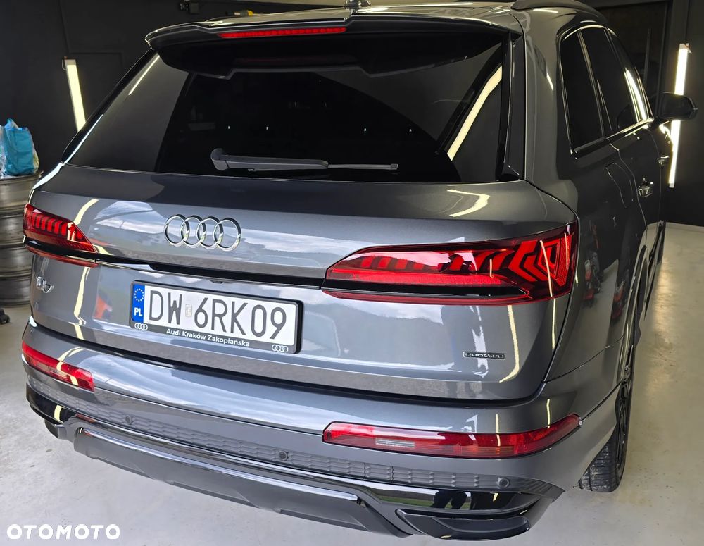 Audi Q7 55 TFSI mHEV Quattro S Line Tiptr - 16
