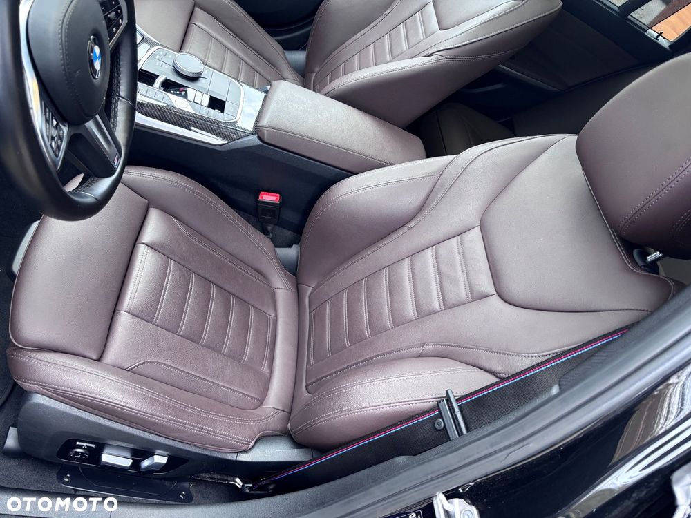 BMW Seria 3 320d xDrive M Sport Shadow sport - 17