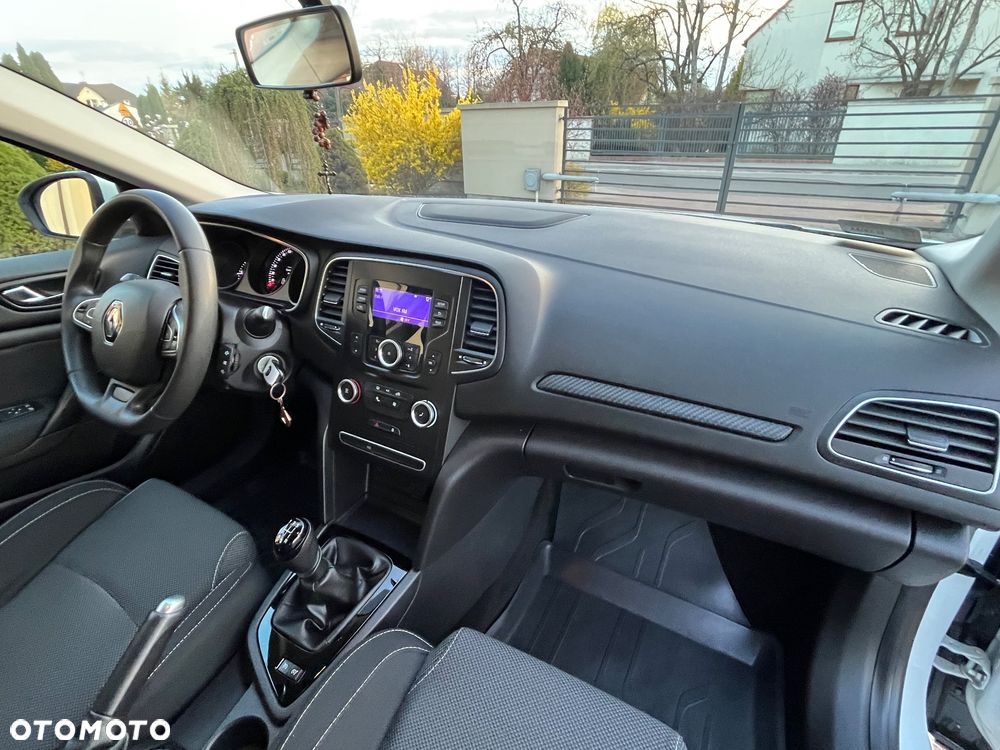 Renault Megane 1.6 SCe Life - 25