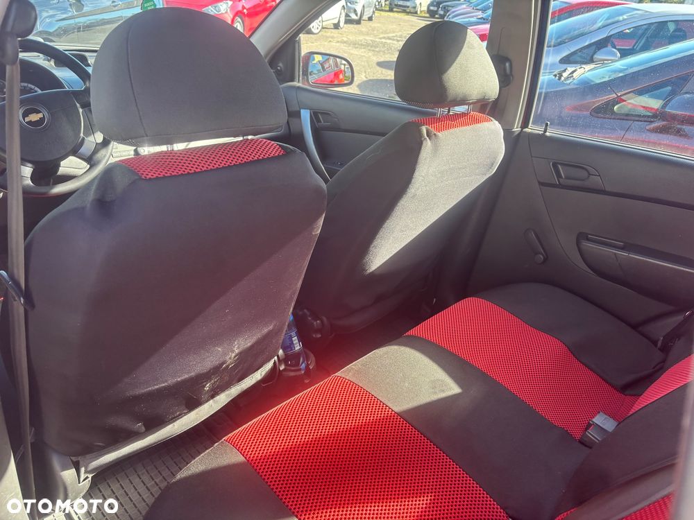 Chevrolet Aveo 1.2 LS - 15