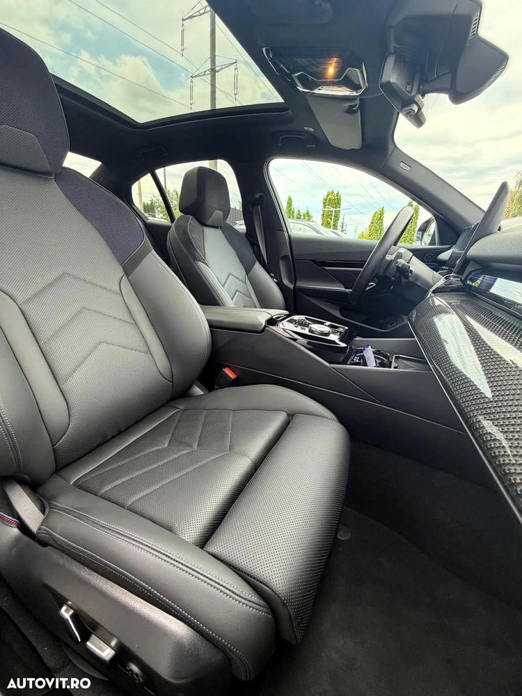 BMW Seria 5 520d xDrive AT MHEV - 24