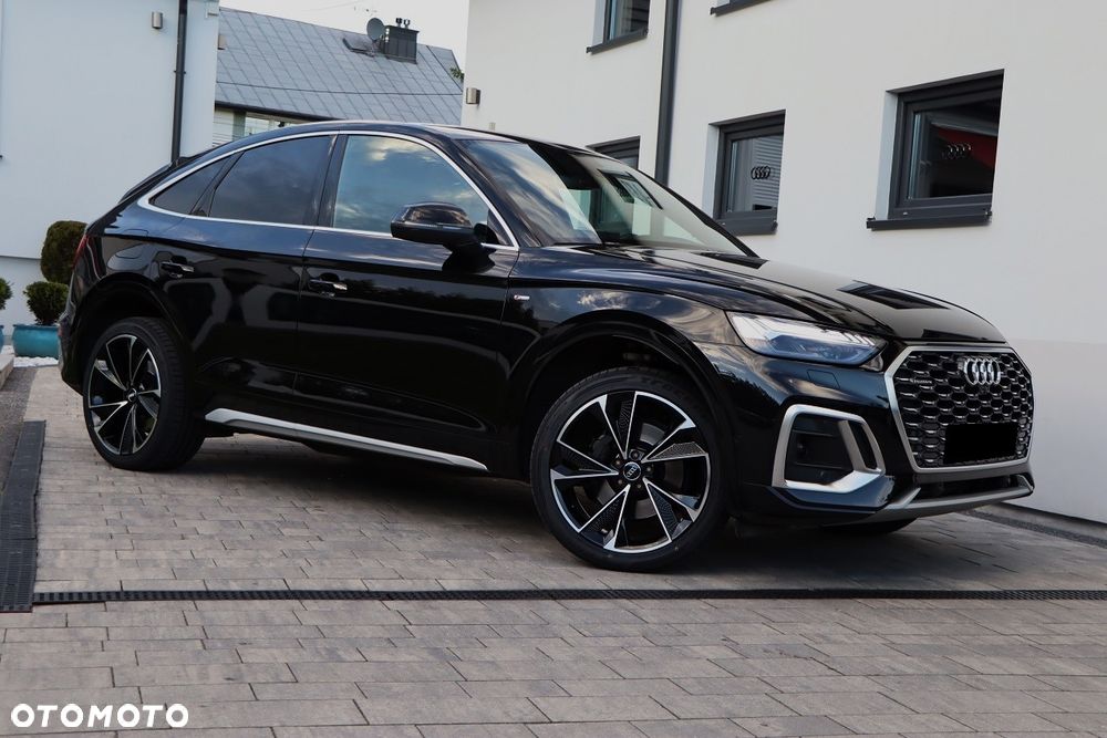 Audi Q5 Sportback - 4