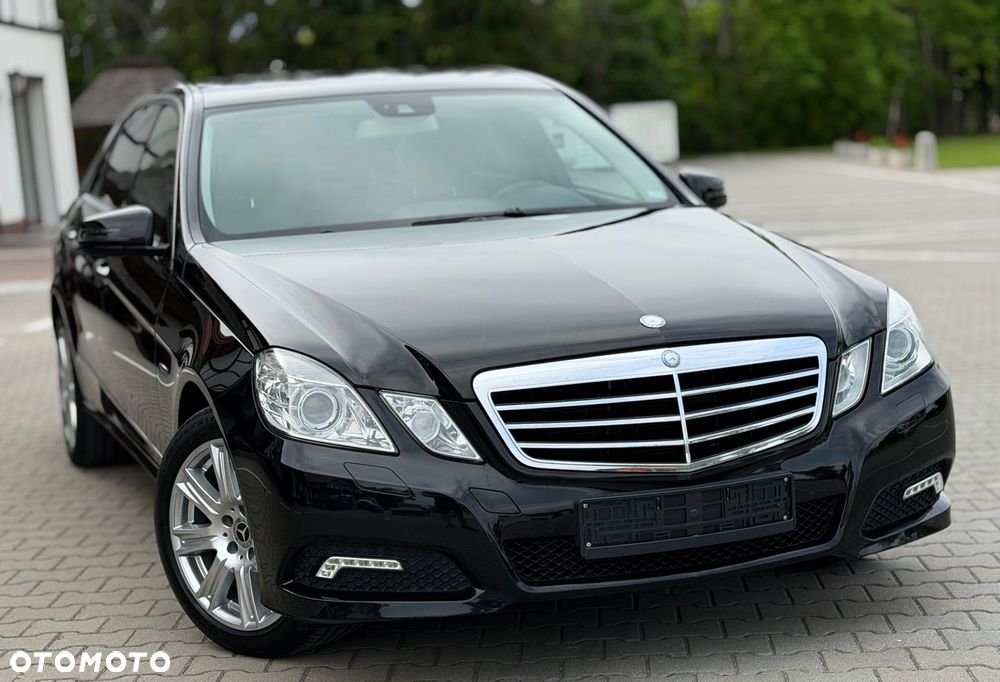 Mercedes-Benz Klasa E - 9