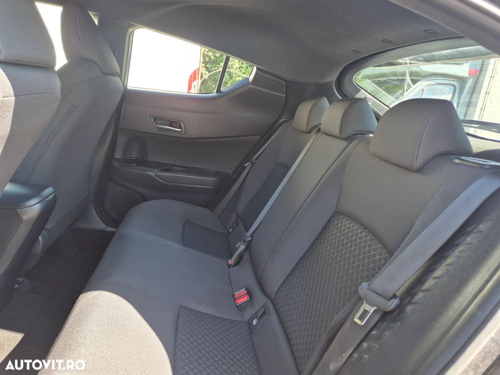 Toyota C-HR Hybrid Business-Edition - 20