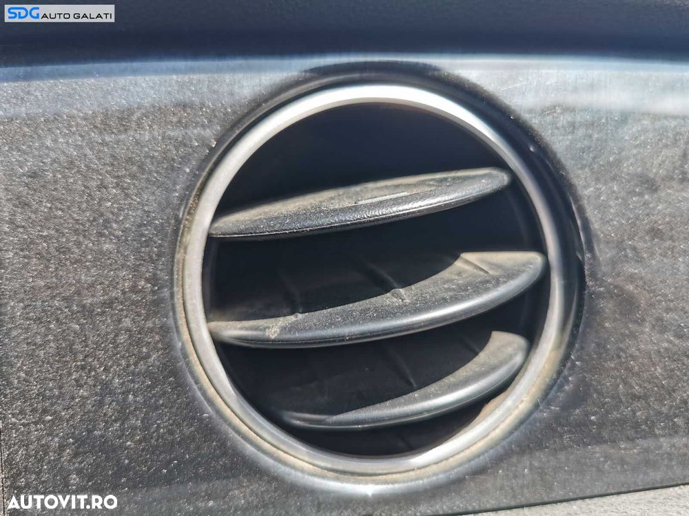 Gura Grila Ventilatie Aerisire Mitsubishi Outlander 2003 - 2008 [0620] - 1