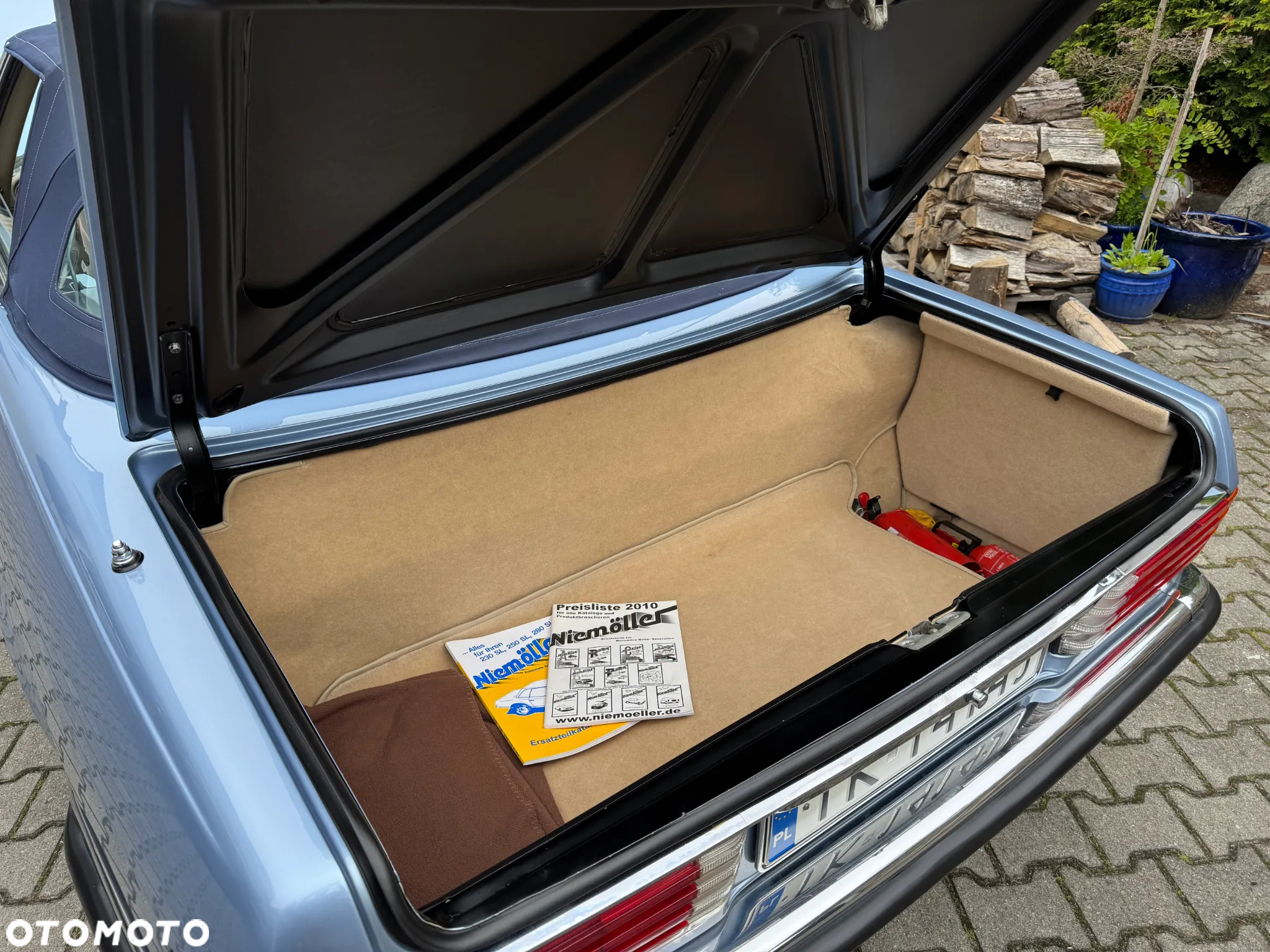 Mercedes-Benz SL - 13