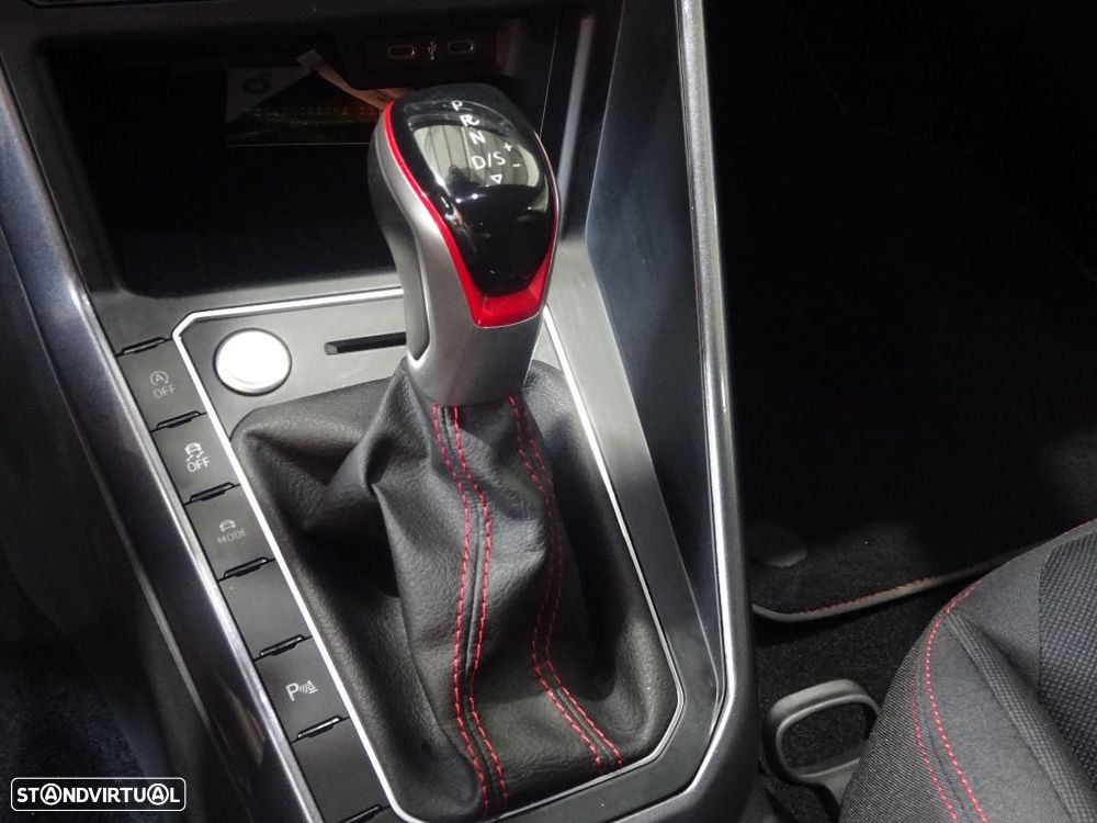 VW Polo 2.0 TSI GTI DSG - 30