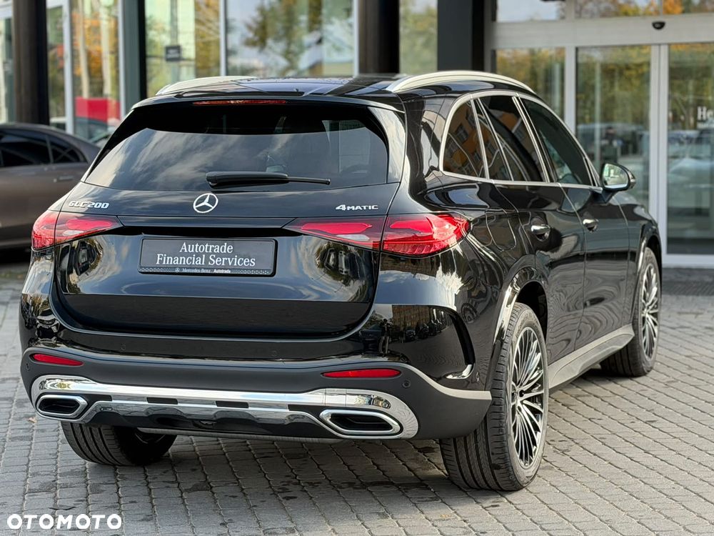 Mercedes-Benz GLC 200 mHEV 4-Matic AMG Line - 12