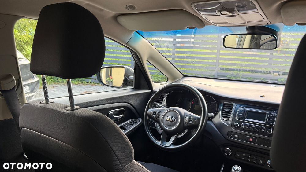 Kia Carens 1.6 GDI Dream Team Edition - 28