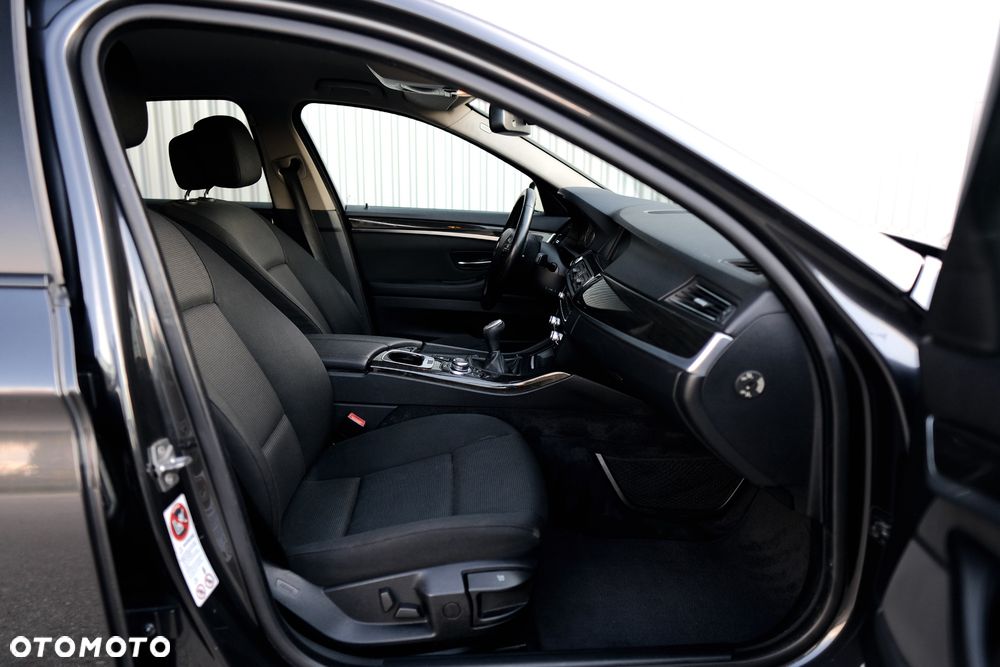 BMW Seria 5 520d - 21