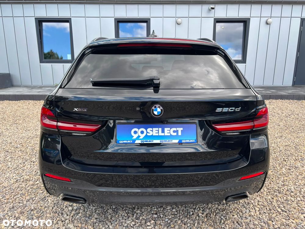 BMW Seria 5 520d xDrive mHEV M Sport sport - 4