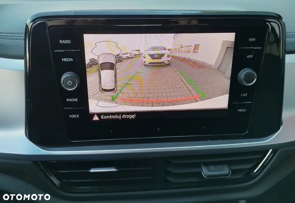 Volkswagen T-Roc - 18