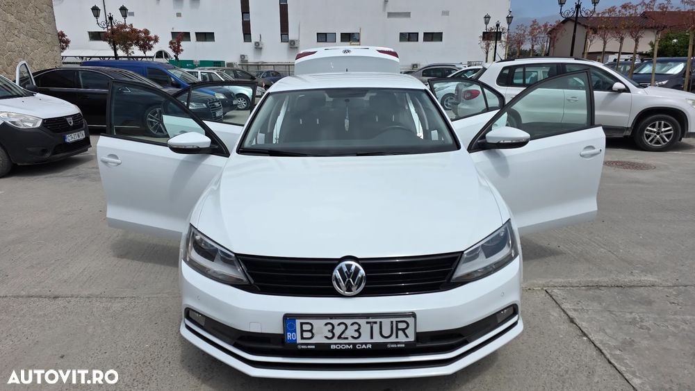 Volkswagen Jetta 1.2 TSI Comfortline - 12