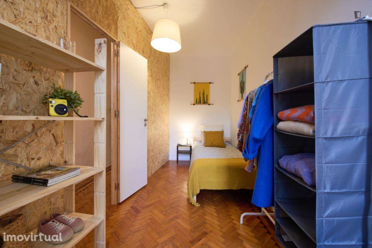 Quarto - localizado em Arroios Lisbon - Grande imagem: 2/21
