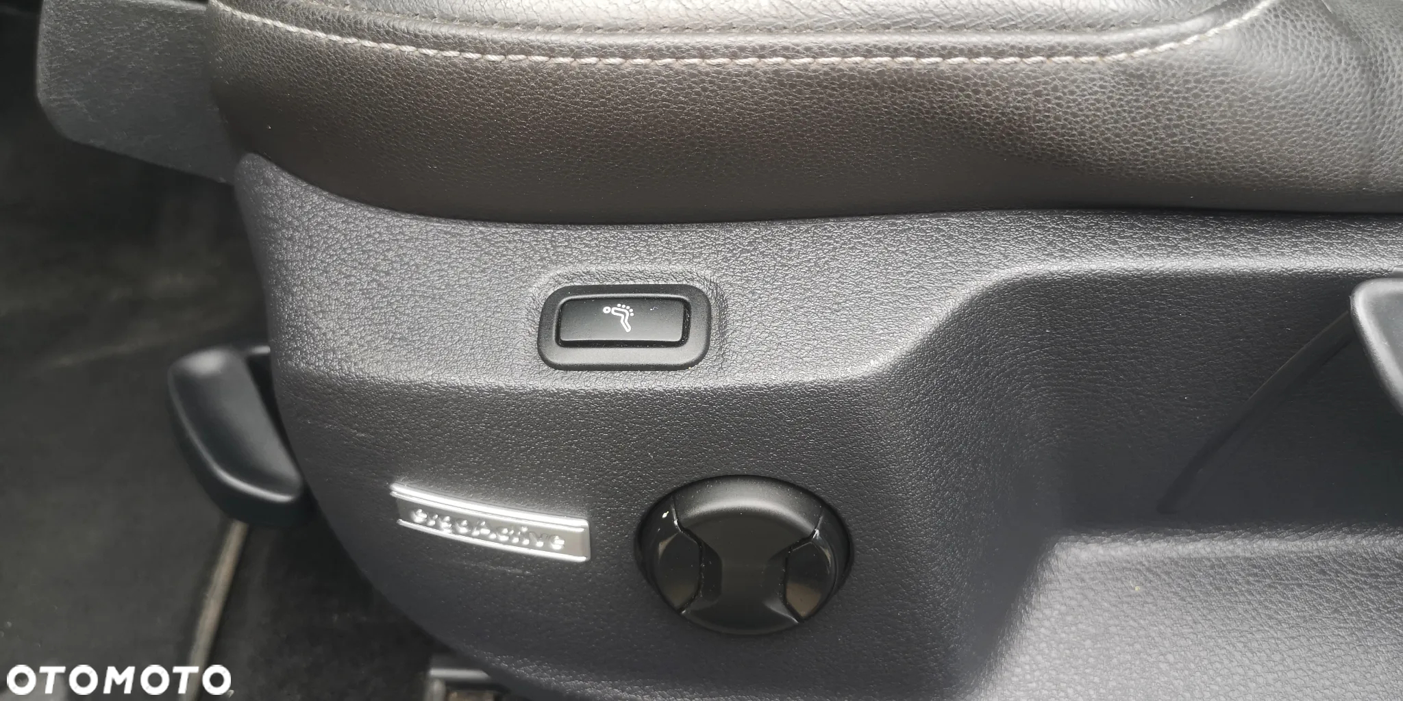 Volkswagen Golf VII 2.0 TDI BMT Highline DSG - 14