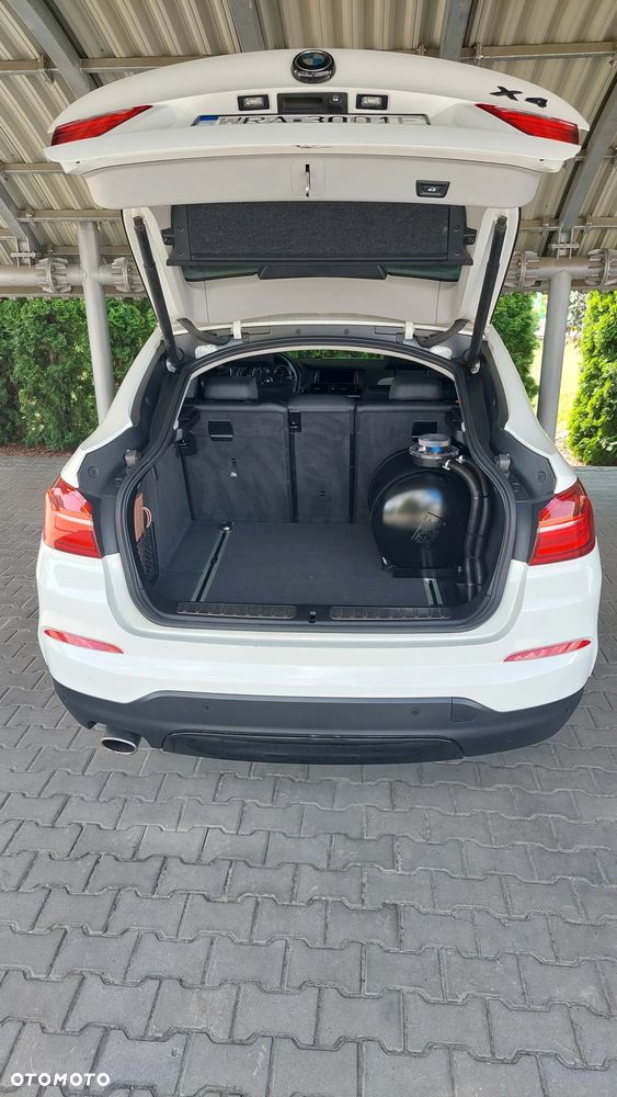 BMW X4 xDrive20i xLine - 8