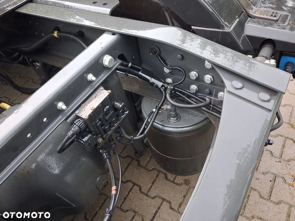 Renault Premium - 11