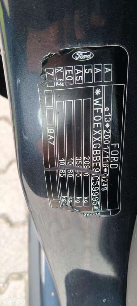 Ford Mondeo 2.0 Ambiente - 30