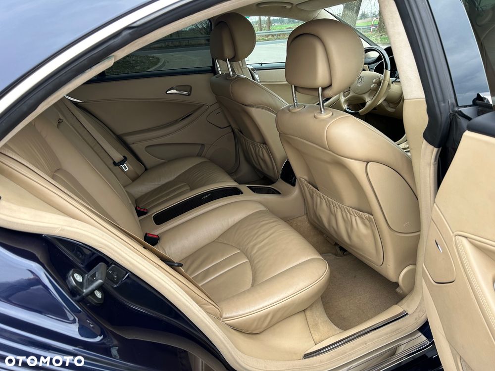 Mercedes-Benz CLS 500 - 13