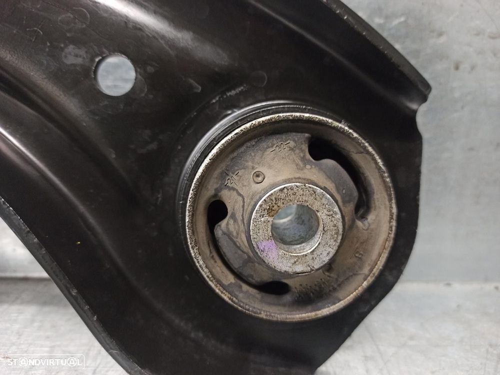 BRAÇO SUSPENSÃO INFERIOR FRONTAL DIREITO VOLKSWAGEN POLO 2008 -6Q0407151L - 2