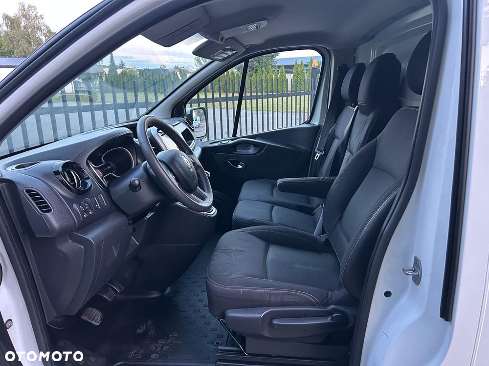 Renault Trafic - 24