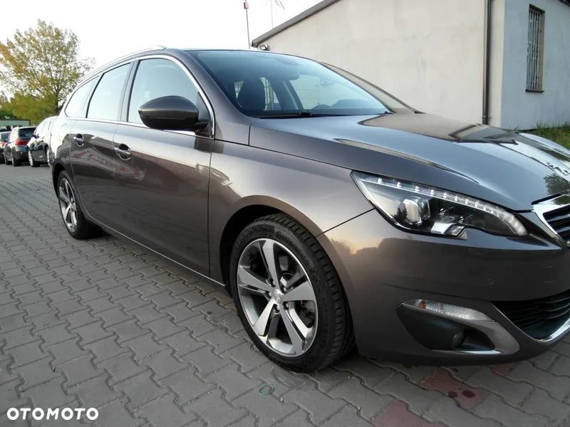 Peugeot 308 SW HDi FAP 150 Allure - 13