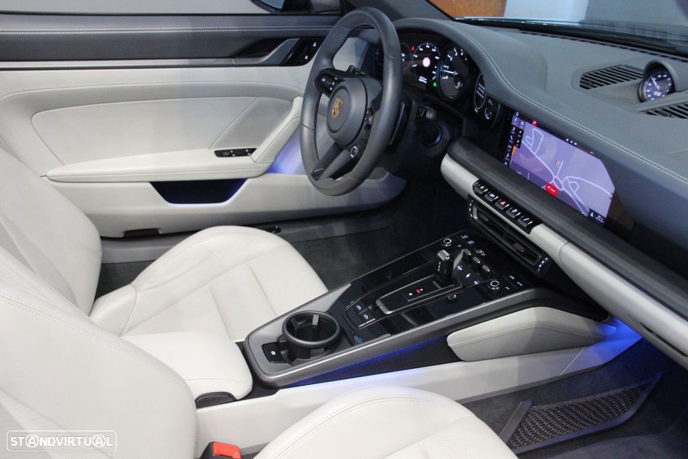 Porsche 911 (992) Targa 4S PDK - 21
